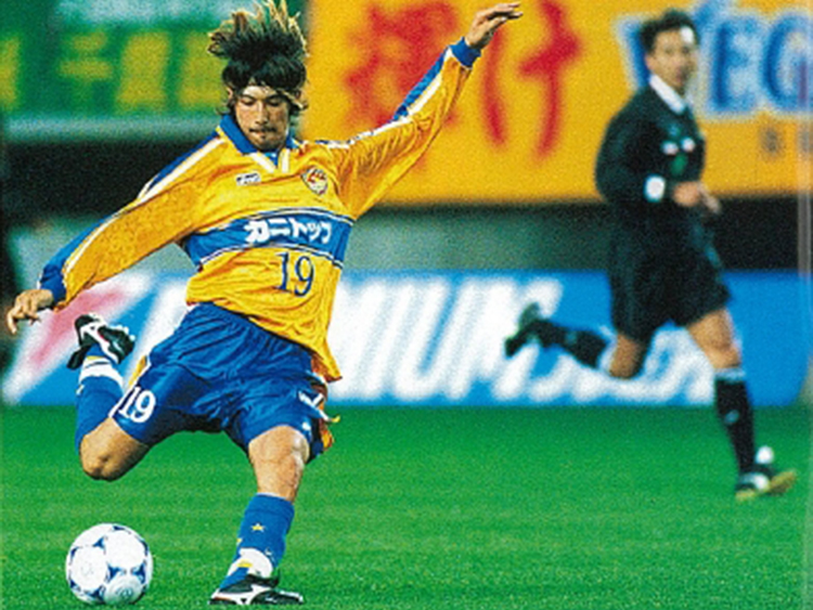 ベガルタ仙台時代の筆者=VEGALTA SENDA提供