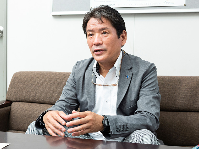 広告・森永製菓両角監督
