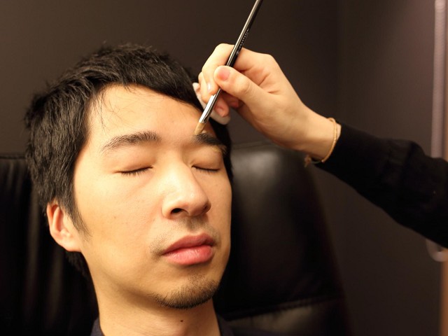男性向け眉エステ:プラスエイト