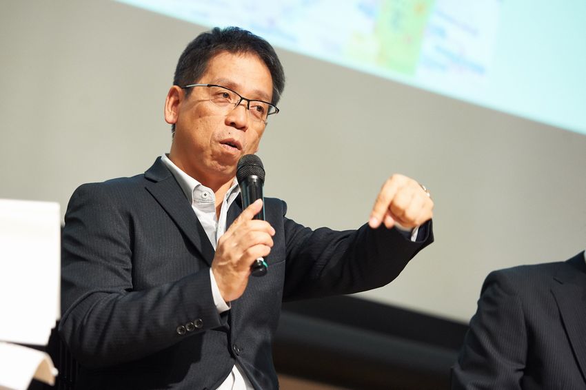 イベントで話す福田人志さん