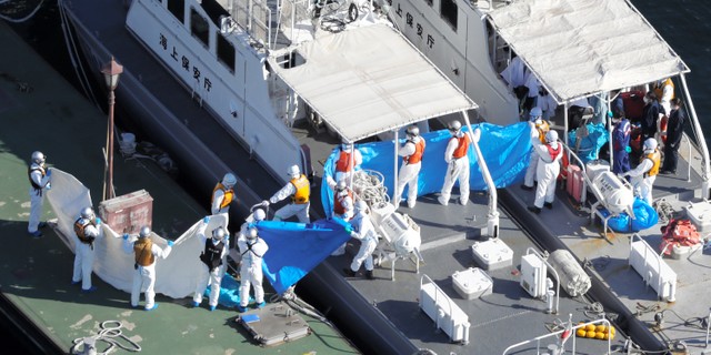 游轮新冠病毒感染者中3人为日本籍