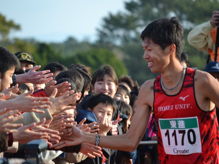 法大4年の坂東、初クロカンで有終V