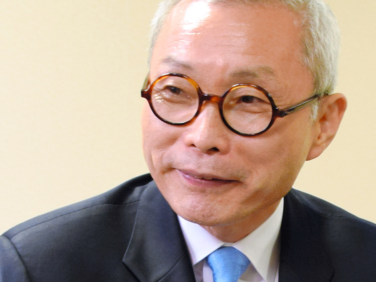 チャン・キム教授=西村宏治撮影