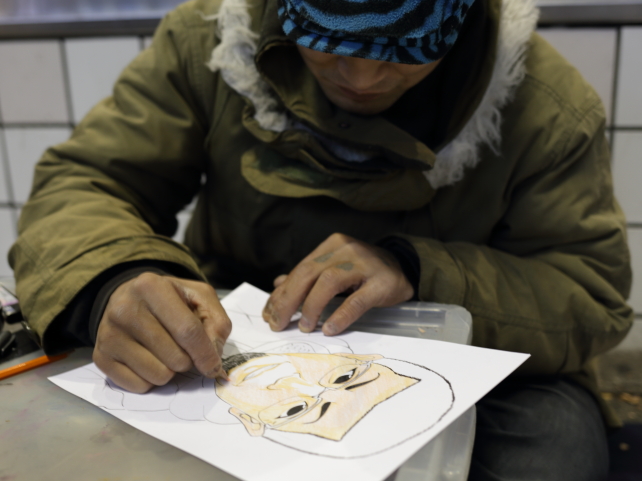 路上の似顔絵描きの思い出