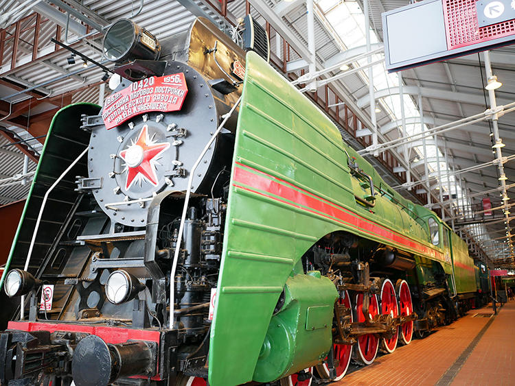 1956年に製作されたソ連最後の旅客列車用SL(撮影:服部倫卓)。