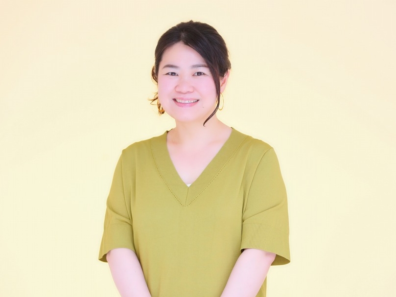 防災についてアドバイスする整理収納コンサルタントの澁川真希さん