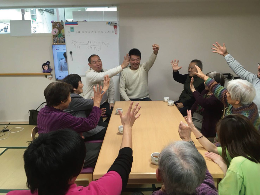 レギュラーと介護施設のみなさん
