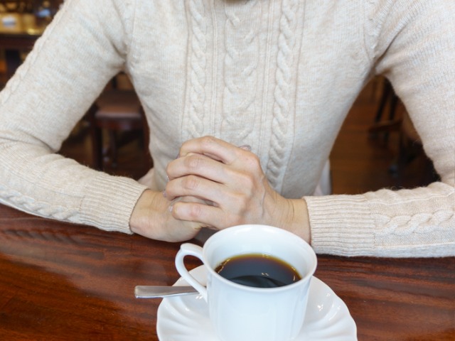 「結婚」か「茶飲み友達」か? 50歳バツイチ女性の「ゆれる婚活」