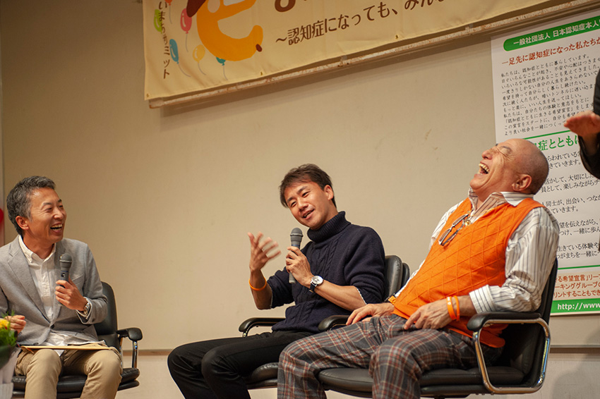 左から前田隆行さん、丹野智文さん、竹内裕さん。真剣な話をしつつ笑いが絶えません