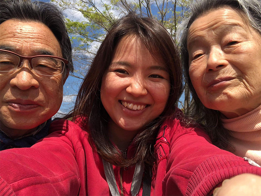 3人で自撮りに挑戦。みんないい顔!真ん中が亜美ちゃんです