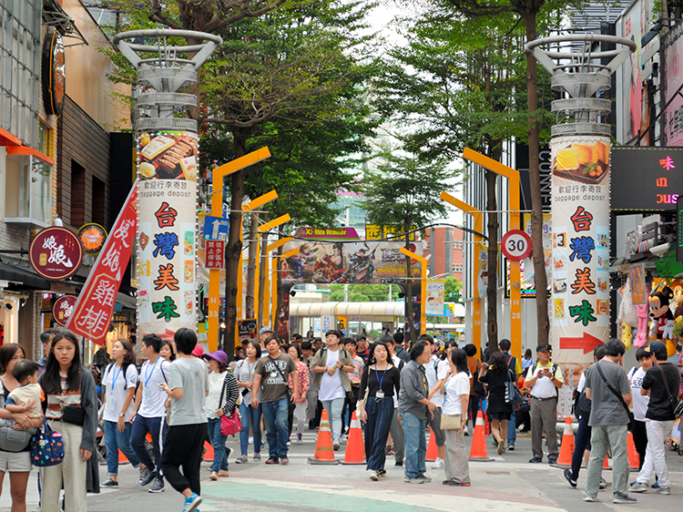 「台湾の原宿」と呼ばれる、台北市の西門地区=大室一也撮影