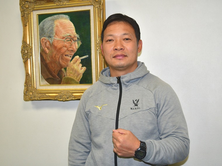 明大田中監督(中)2