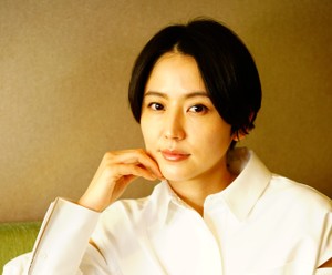 爱上谎言的女人