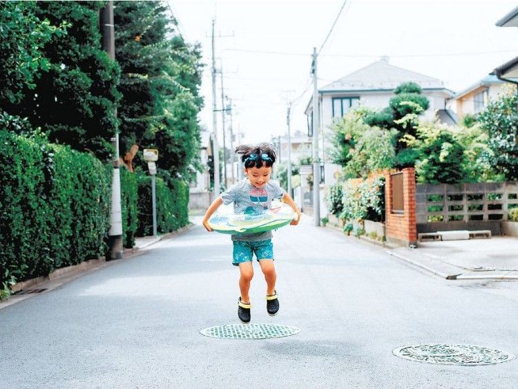 いつの間にか水を怖がらなくなった。夏は毎日プール! Photo: Nakagawa Masako