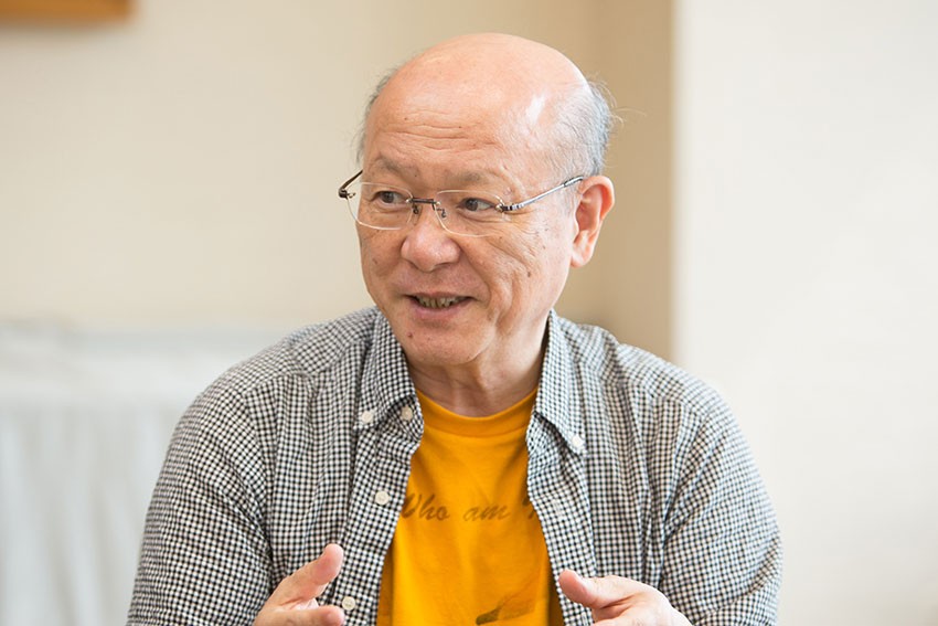 岡野雄一さん