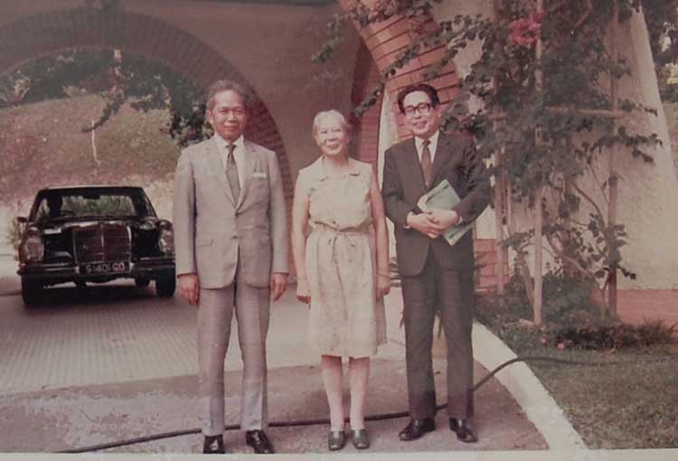 シンガポール滞在中の千代ばあさん。1970年代とみられる
