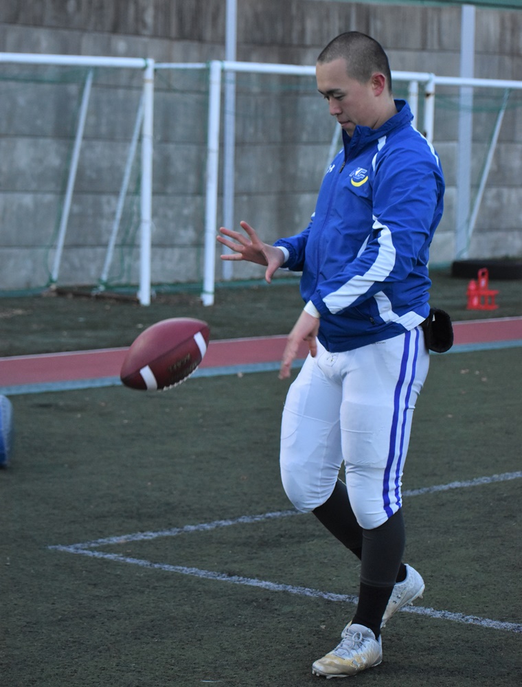 関学アメフト鈴木3