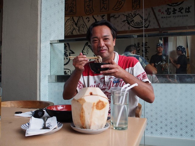 駅そばライター鈴木弘毅さん