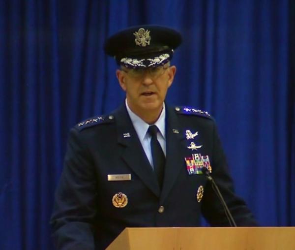 アメリカ戦略軍司令官ハイトン空軍大将(写真、米国防総省)