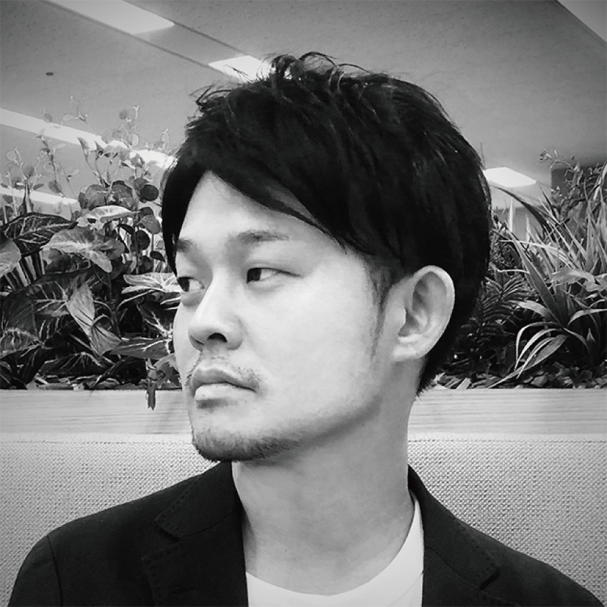 山本哲也氏