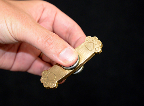 女性や子どもにも持ちやすい「ハンドスピにゃー」