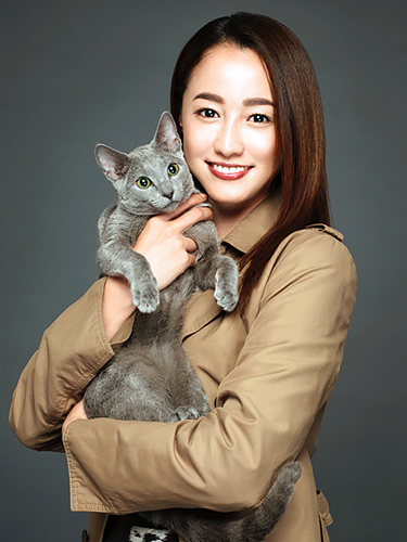 犬童一心監督の新作猫映画は2018年6月23日公開予定(c)『猫は抱くもの』製作委員会