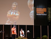 ウルトラマン初代ヒロイン桜井浩子 後世に残すため 秘話満載の写真集 自伝を連続発売 よろず ニュース