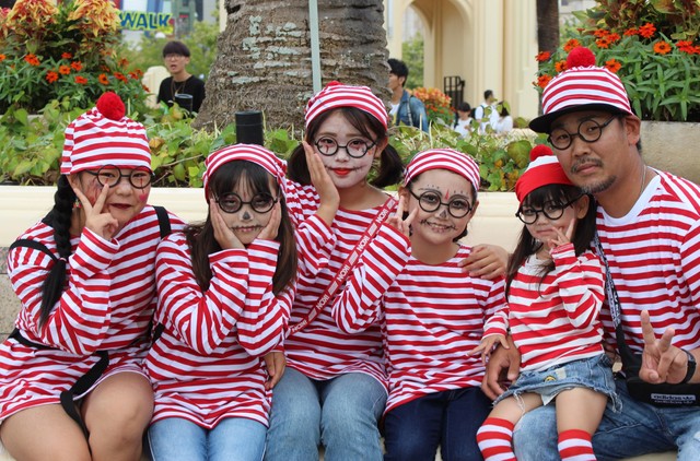 ハロウィーンはもう始まっている Usjに一番近いホテルは コスプレ宿泊客 で非日常 まいどなニュース