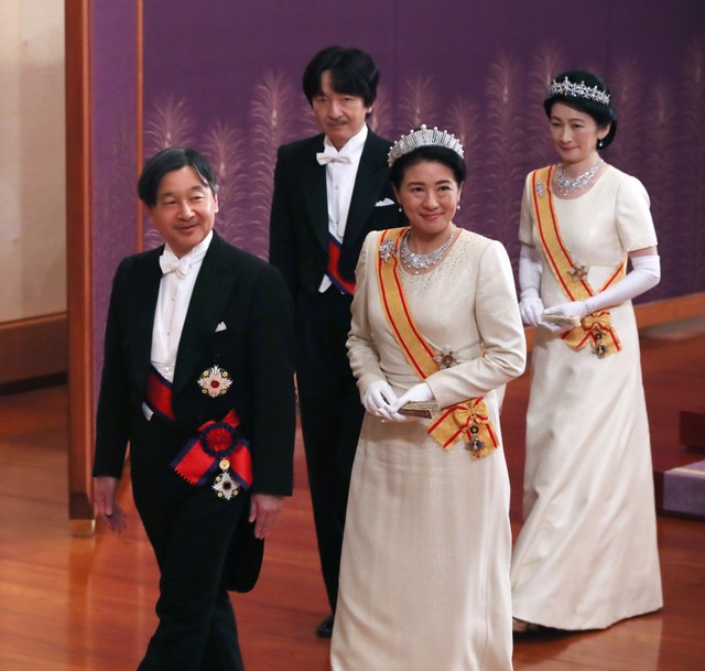 平成最后的新年祝贺仪式 天皇陛下道贺:「新年快乐」