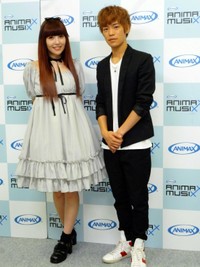 アニソン歌手の黒崎真音 ライブ中に倒れ搬送 硬膜外血腫で緊急手術 よろず ニュース