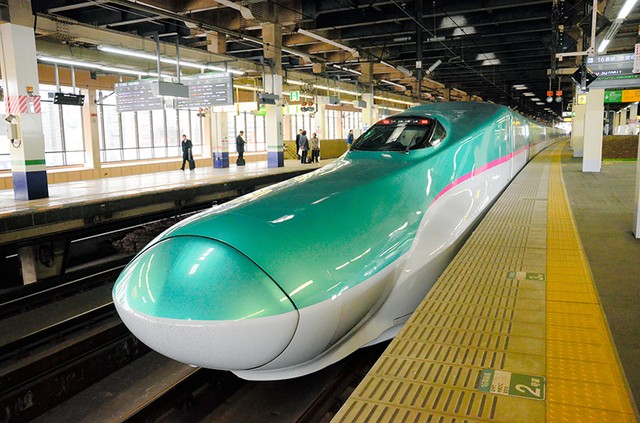以时速280公里行驶的东北新干线车门突然打开:朝日新闻中文网