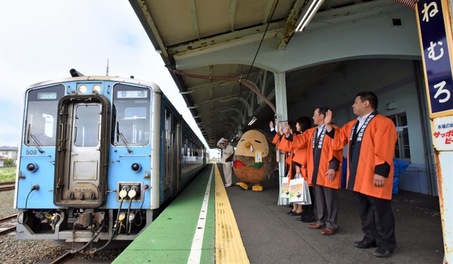 11月30日前乘北海道花咲线观光列车go 朝日新聞中文网