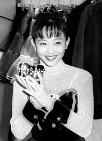 浅香唯がプロテスト合格でプロ雀士に 元ｋａｔ ｔｕｎ 田口ら所属の日本プロ麻雀協会入り よろず ニュース