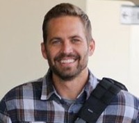 40歳で事故死 ワイスピ 伝説の俳優の娘が婚約 ダイヤの指輪を見せている動画を投稿 よろず ニュース