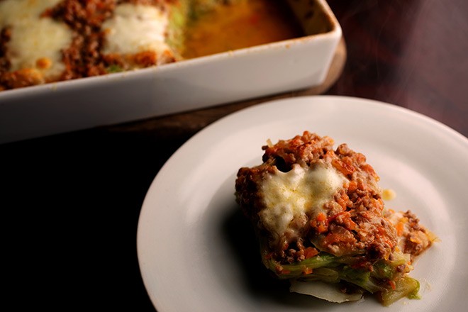 gohan lab/ meat sauce: miso can give pasta, vegetable gratin an