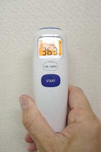 ラメ 十分 未使用 オムロン 体温計 けん おん くん 使い方 Mewesttexas Org