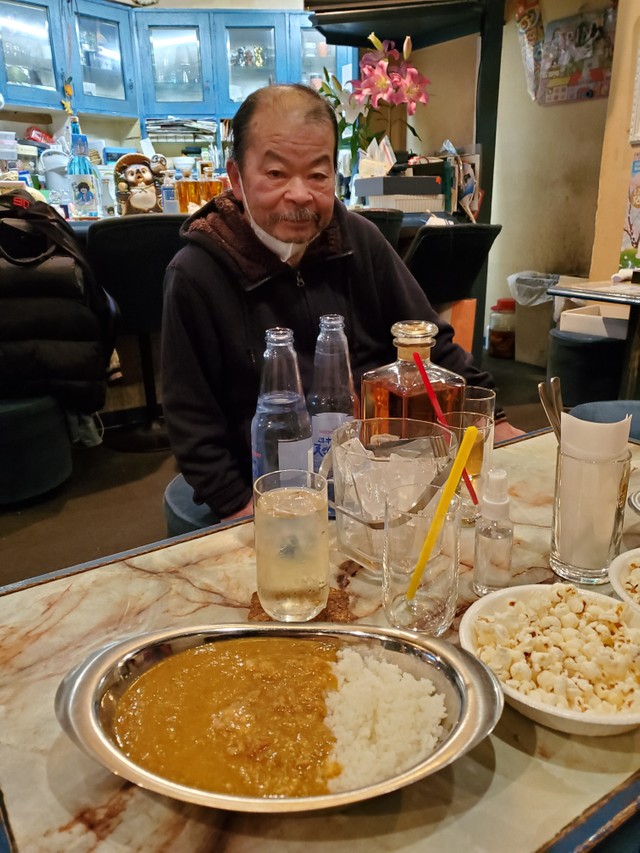コロナ禍の打撃受け 銀座で寅さんファンに愛された佐藤蛾次郎の店 蛾次ママ が大みそか閉店 まいどなニュース