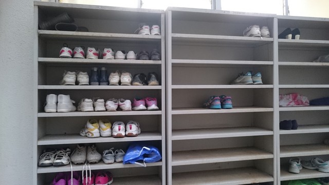 これ 何て呼ぶ 下駄箱 と答えたあなた 平成後期生まれには通じないかも まいどなニュース