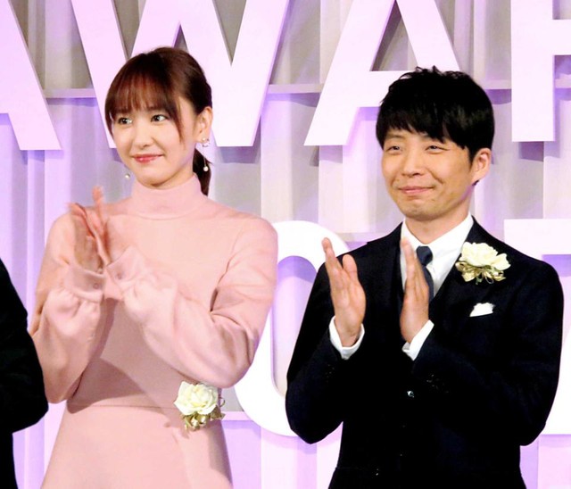 新垣結衣 星野源の電撃婚 ドラえもんが予言していた 日めくりカレンダーの偶然に タイムマシーン まいどなニュース