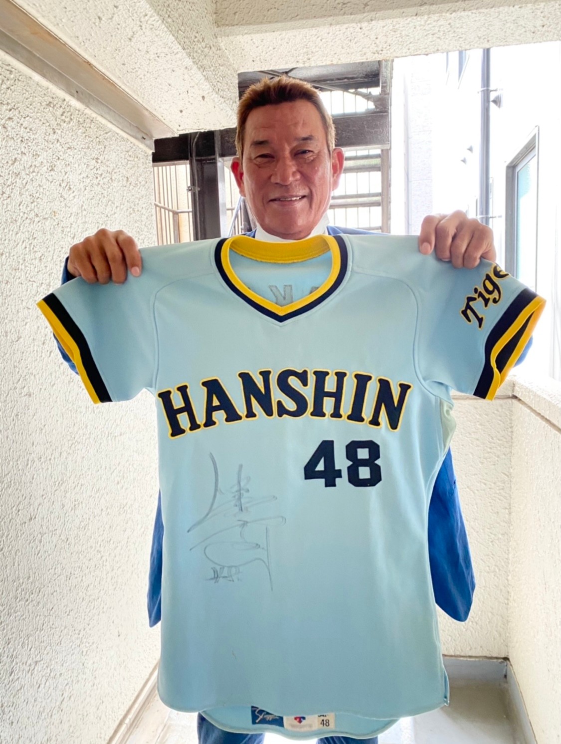 松村邦洋 憧れ レジェンド虎戦士 のドッキリ登場に感激 よろず ニュース