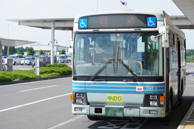 回送バスの乗務員がマスクをしていなかった 理不尽なクレーム電話をとった担当者の返事にユーザーが喝采 まいどなニュース 回送バスの乗務員がマスクをしていなかった 理不尽なクレーム電話をとった担当者の返事にユーザーが喝采 まいどなニュース