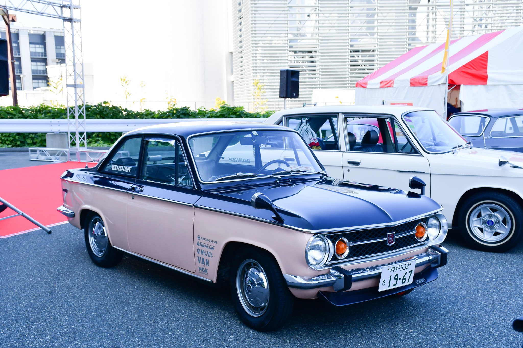 昨年も出会えた往年の名車たち 大阪に昔懐かしの車500台が集結 まもなく 大阪レトロカー万博 まいどなニュース 昨年も出会えた往年の名車たち 大阪に昔懐かしの車500台が集結 まもなく 大阪レトロカー万博 まいどなニュース