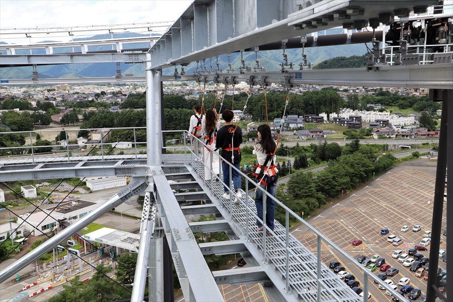 怖すぎる 絶叫コースター Fujiyama の 高所点検作業 みたい 富士急の新アトラクションを体験してきた まいどなニュース