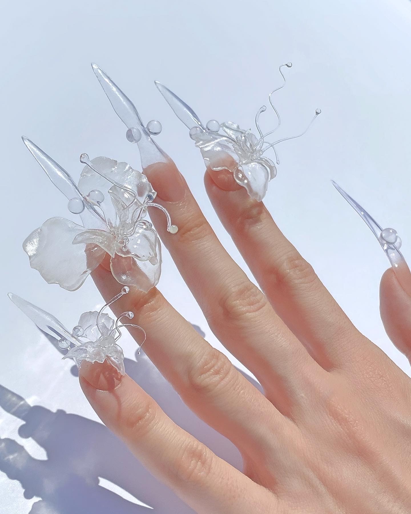 漁師から人気ネイリストへ華麗な転身 わずか２年でビョークら世界的セレブも担当 よろず ニュース