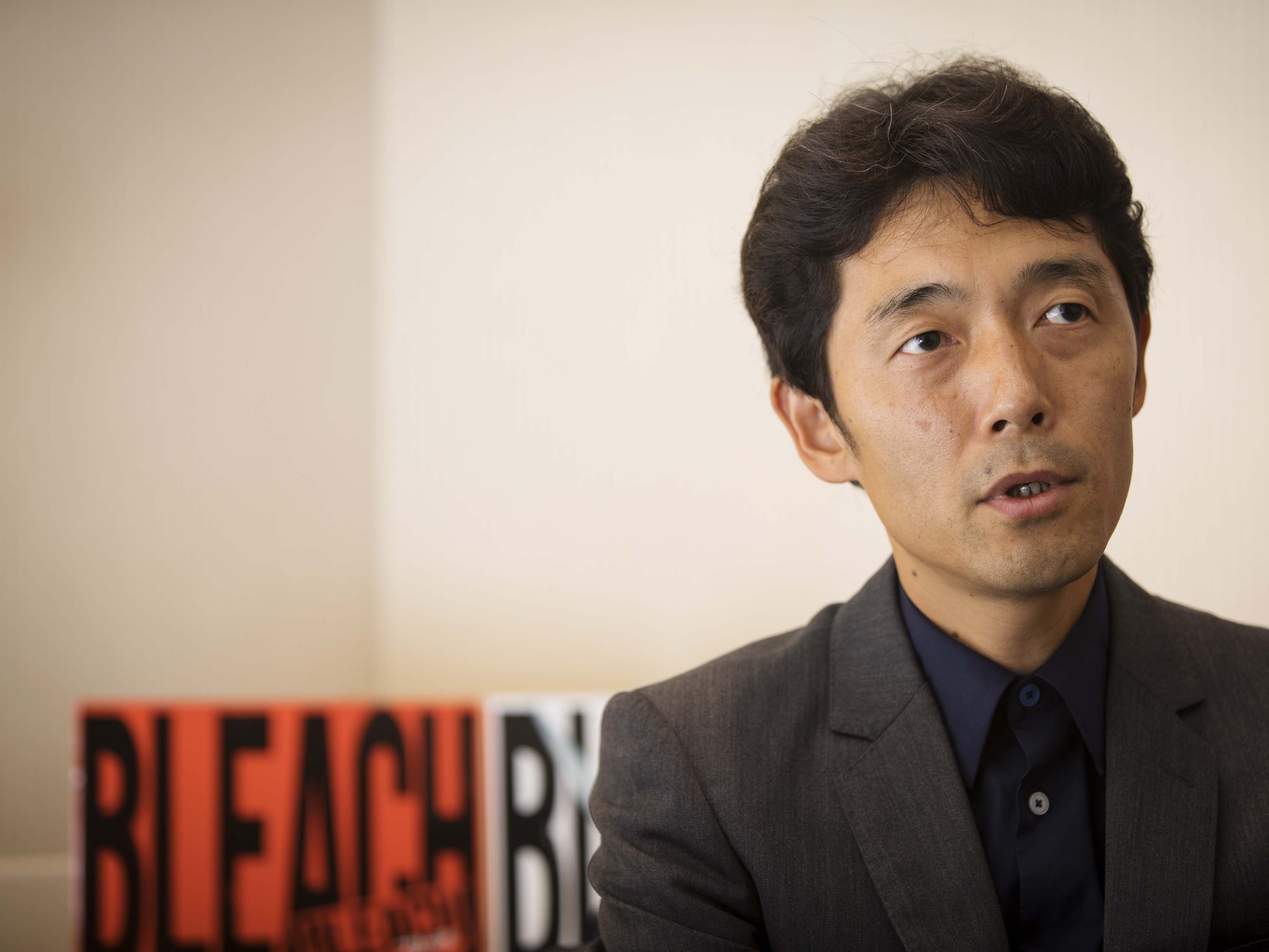 和洋折衷感を大事にしたかった 「BLEACH」監督・佐藤信介さん｜好書好日