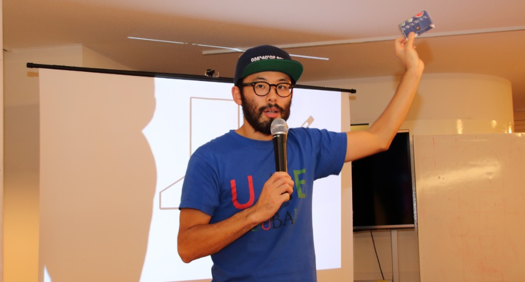 拾ったダンボールで「名刺入れ」を作ると、ストーリーと会話が生まれる ：DANRO（ダンロ）：ひとりを楽しむメディア