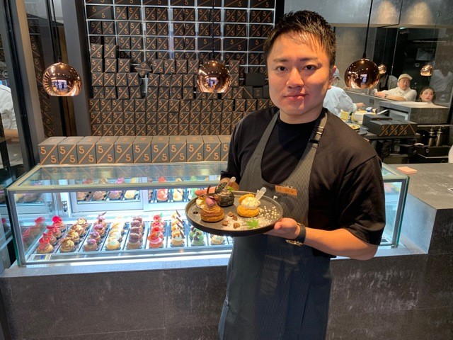 シュークリームの概念が変わる 五感すべてで楽しめる専門店が大阪に登場 進化系 の味を食べてみた まいどなニュース