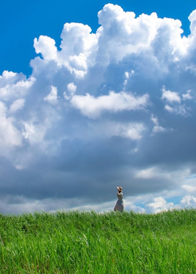 君の名は みたい 海辺の町で撮影した写真が 有名アニメの風景に似ていると話題 圧巻の青春風景 まいどなニュース 君の名は みたい 海辺の町で撮影した写真が 有名アニメの風景に似ていると話題 圧巻の青春風景 まいどなニュース