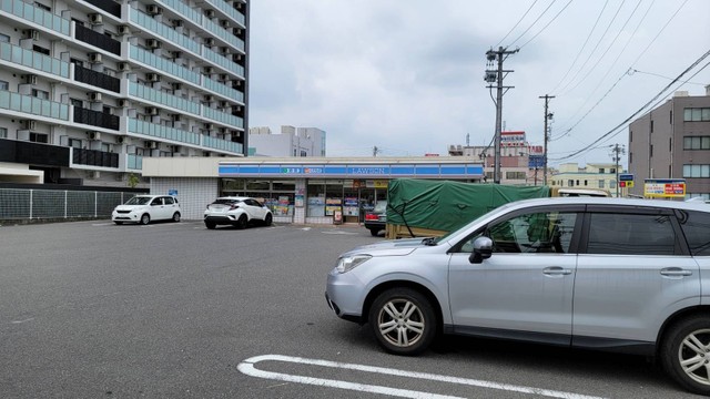 名古屋の駐車場で２５００万円強奪 事前に認識 非合法的な現金 の可能性も 小川氏が指摘 まいどなニュース