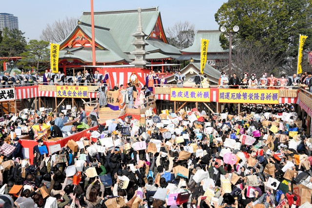 "恶疫退散" 节分祭上户田惠梨香等人撒豆祈福